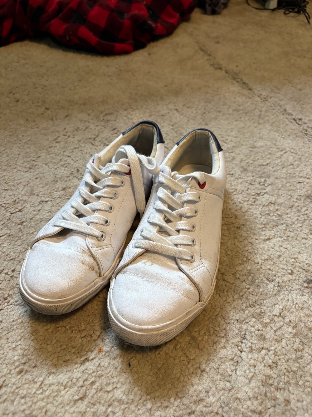 Women’s Casual White Sneakers